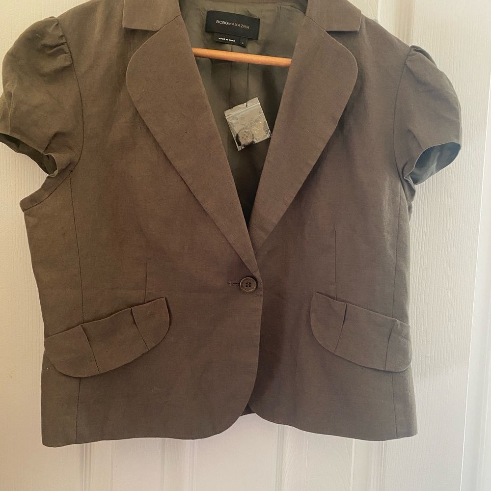 BCBGMaxAzria Brown/Light Olive Cropped Blazer with Puff Sleeves NWOT